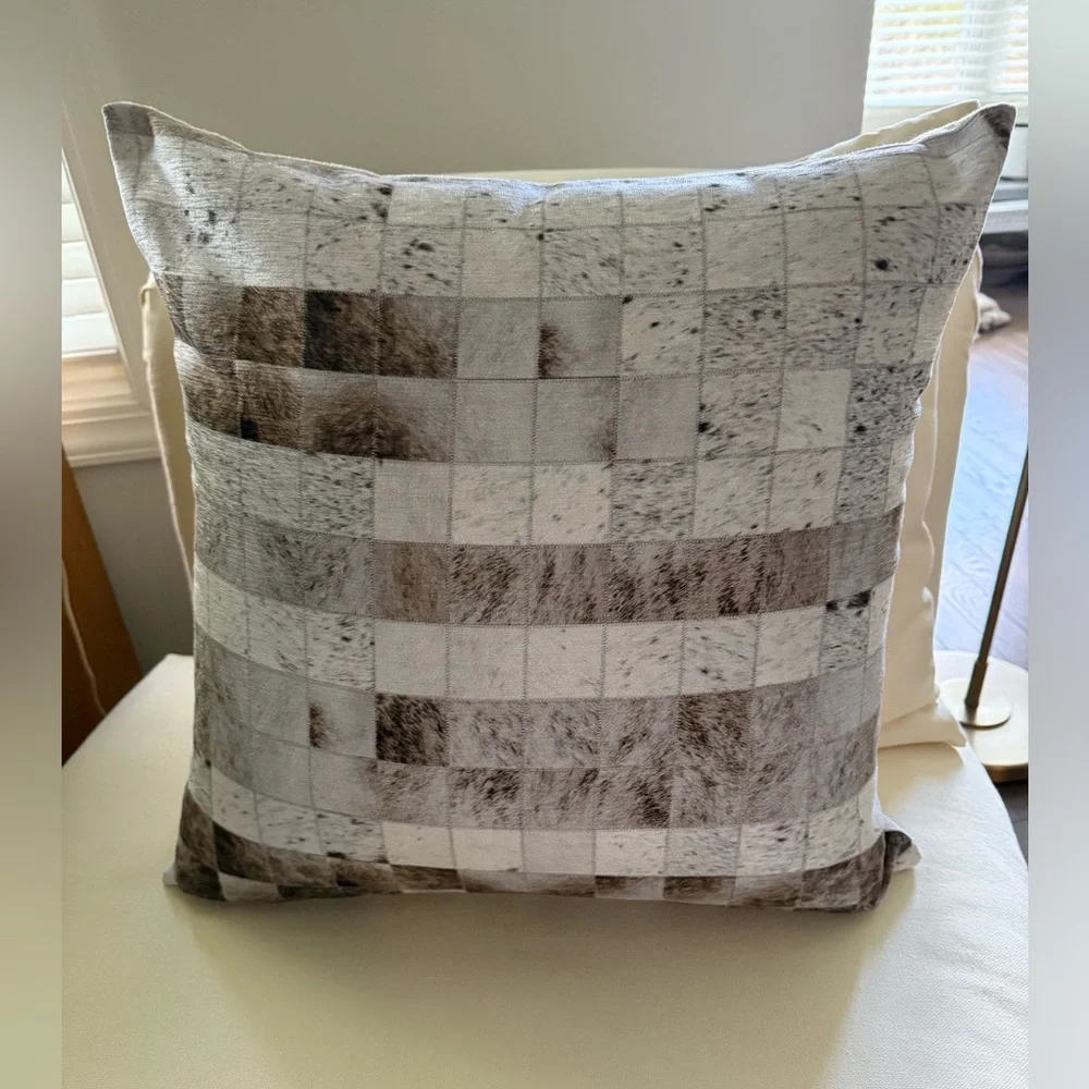 LOLOI FAUX HIDE CHECKERBOARD THROW PILLOW 22x22